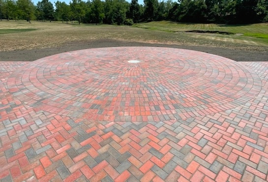 Paver patio circle